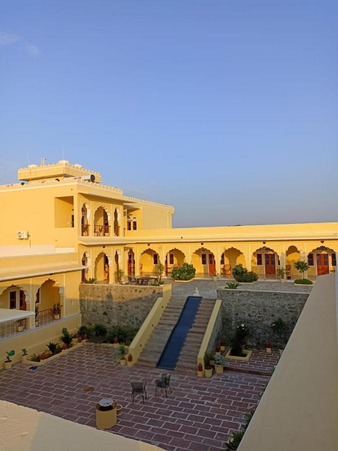 Fort Chabariya Kekri Exterior photo
